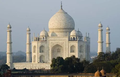 Taj Mahal.