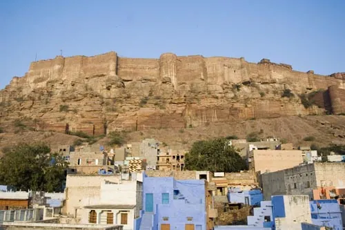 Pohľad na pevnosť Meherangarh z nášho hotela (Jodhpur )