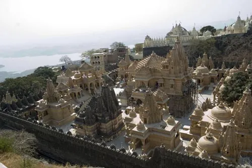 Vynovené chrámy (Palitana)