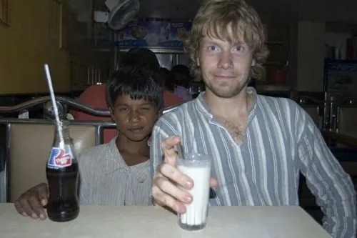 Náš malý sprievodca večernou Colabou (Bombay)