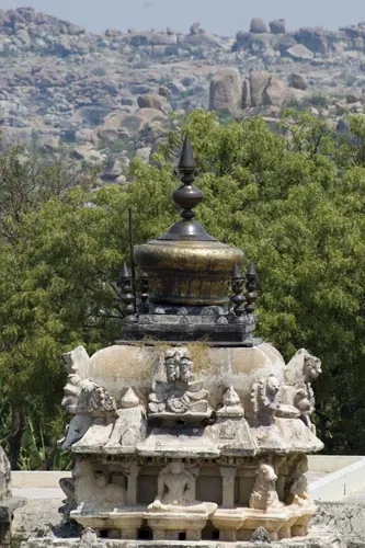 Vrchol chrámu Virupaksha (Hampi)